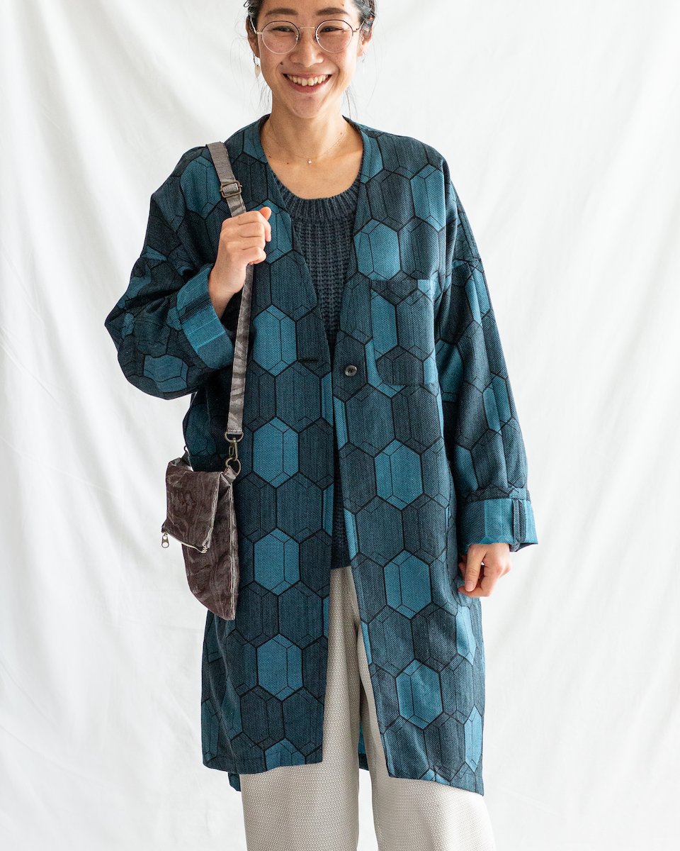 ハオリコート｜サイカイの衣「着物リメイクのセミオーダー」 – TSURUTO